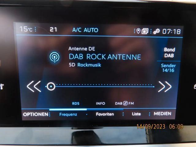 Peugeot 2008 Allure Pack EAT8