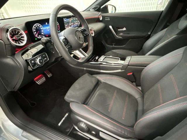 Mercedes-Benz CLA 200 AMG Line Shooting Brake