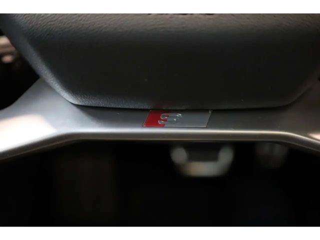 Audi Q4 e-tron S-Line