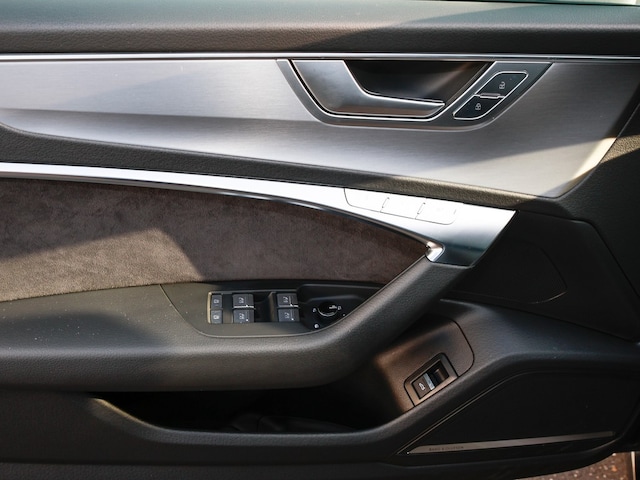 Audi S6 Avant Quattro