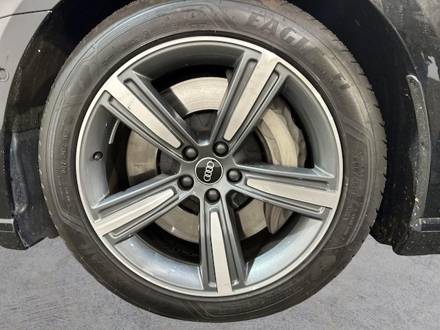 Audi A8 60 TFSI Hybride Quattro