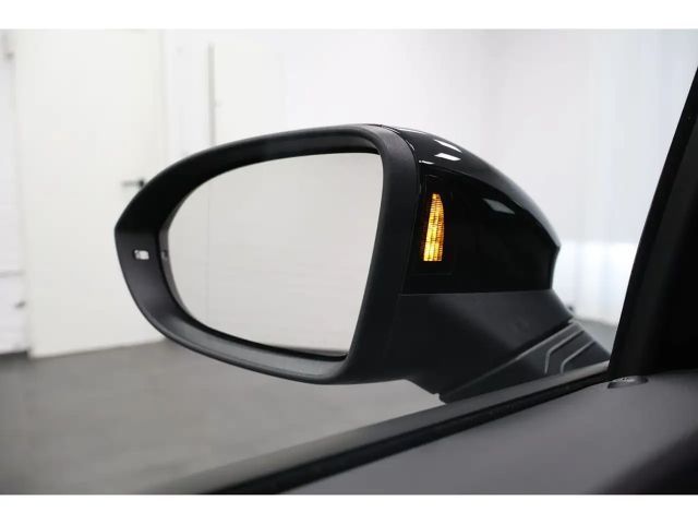 Volkswagen Golf 2.0 TDI DSG Golf VIII Variant