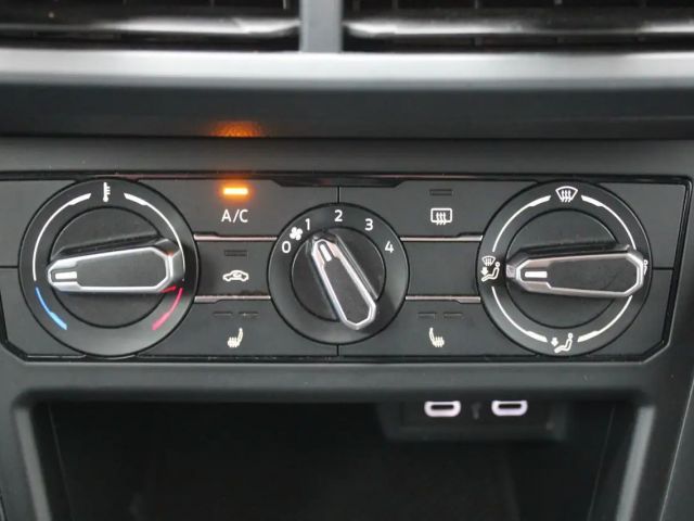 Volkswagen Polo VI Fresh 1.0 LED,SHZ,BT,PDC
