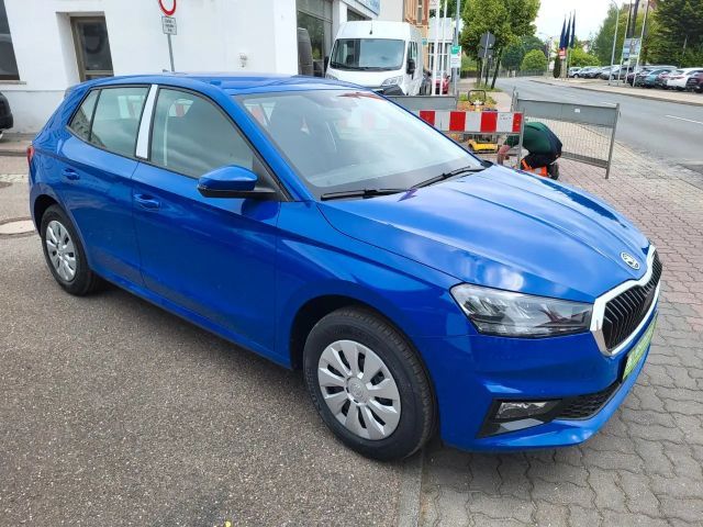 Skoda Fabia Essence 1.0 MPI 59 KW 5-Gang Vorführwagen