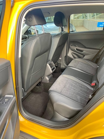 Volkswagen T-Roc T-ROC NF 1.5 StyleB 110eTSID7F