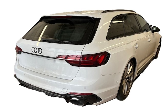 Audi RS4 Avant Quattro