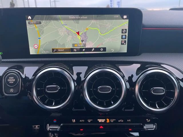 Mercedes-Benz A 180 AMG Line Hatchback