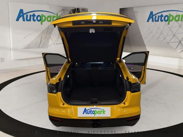 Ford Capri AWD Premium