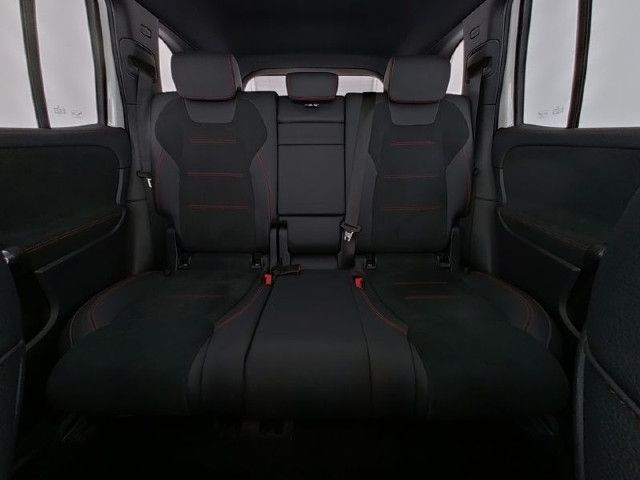 Mercedes-Benz EQB 300 4MATIC