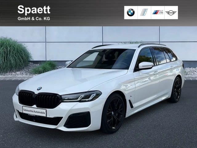 BMW 540 540d M-Sport Touring xDrive