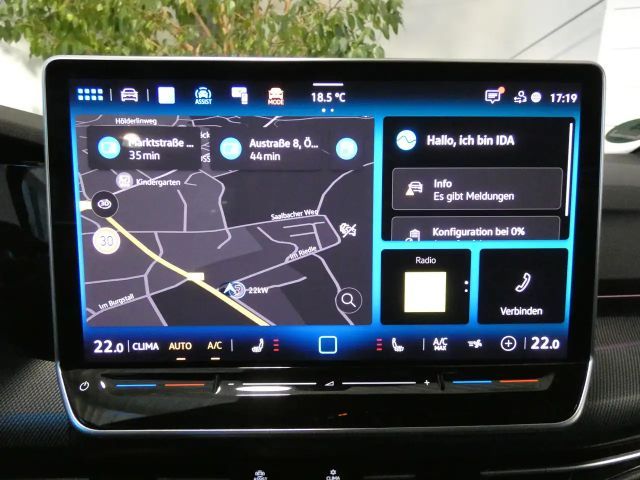 Volkswagen Golf 1.5 eTSI DSG R-Line