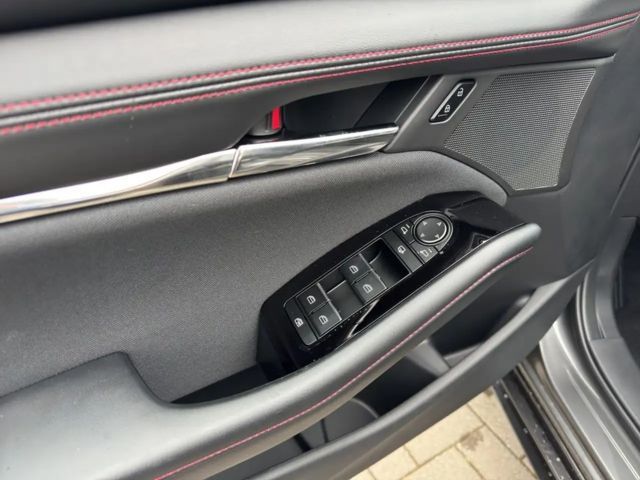 Mazda 3 4WD Homura SkyActiv e-Skyactiv