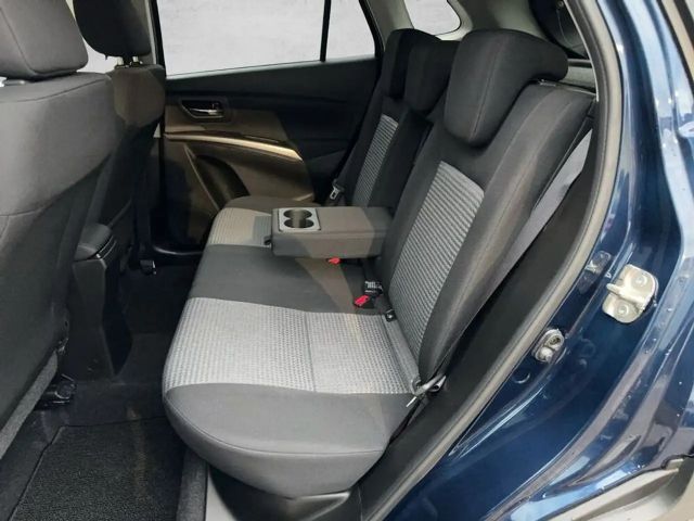 Suzuki S-Cross AllGrip Hybrid