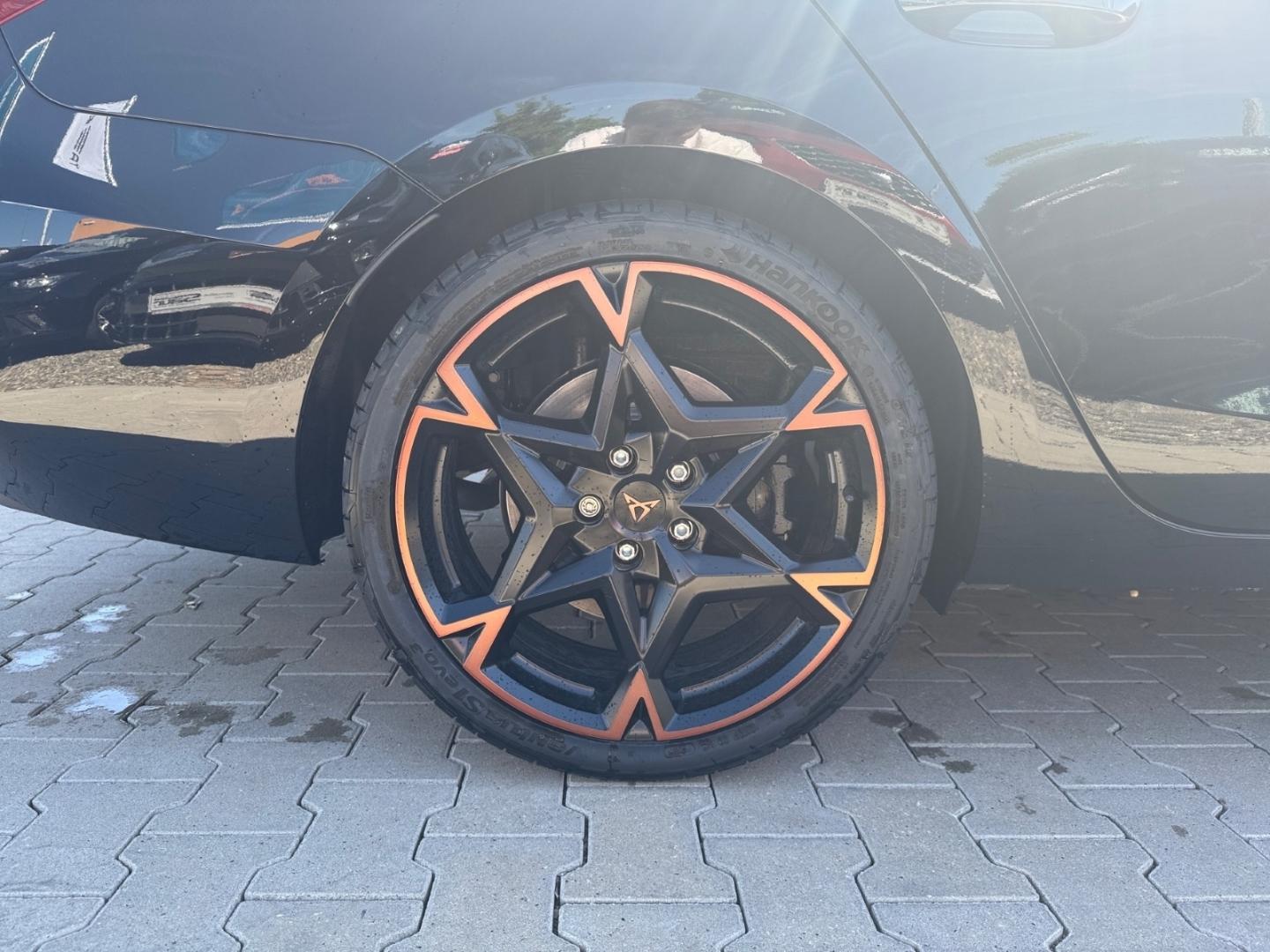 Cupra Leon 2.0 TSI 4Drive DSG Sportstourer VZ