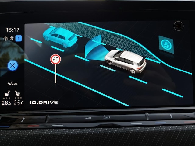 Volkswagen Golf 2.0 TDI DSG R-Line