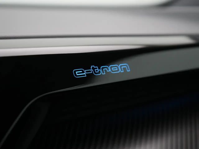 Audi e-tron CARBON ACC HUD B&O SITZBELÜFTUNG PANO SHZ