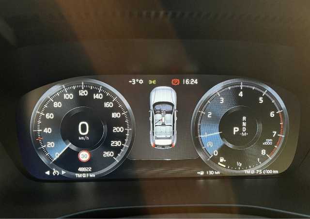 Volvo XC40 Momentum T3