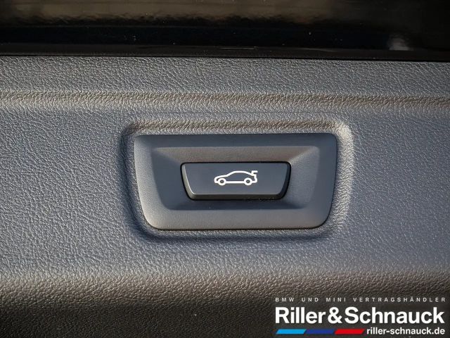 BMW 330 330e Touring