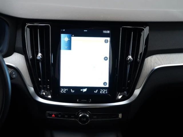 Volvo V60 Cross Country AWD