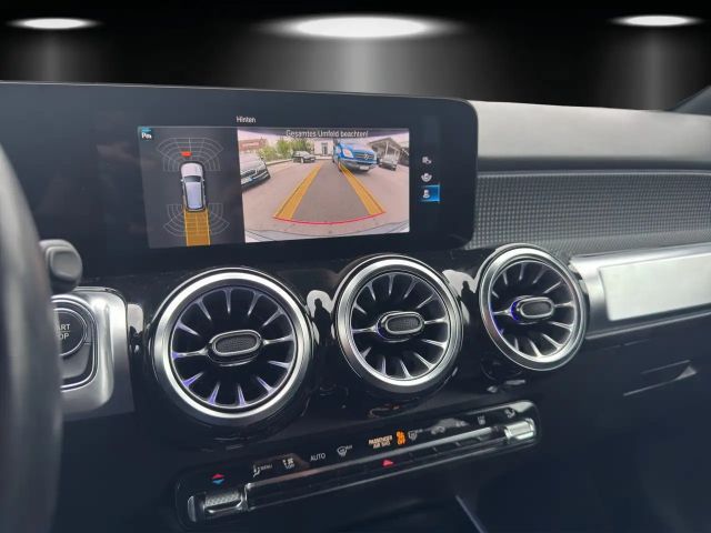 Mercedes-Benz EQB 300 4MATIC