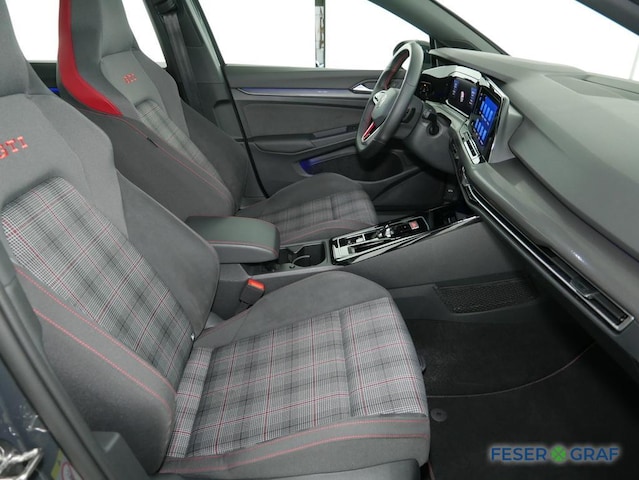 Volkswagen Golf 2.0 TSI GTI