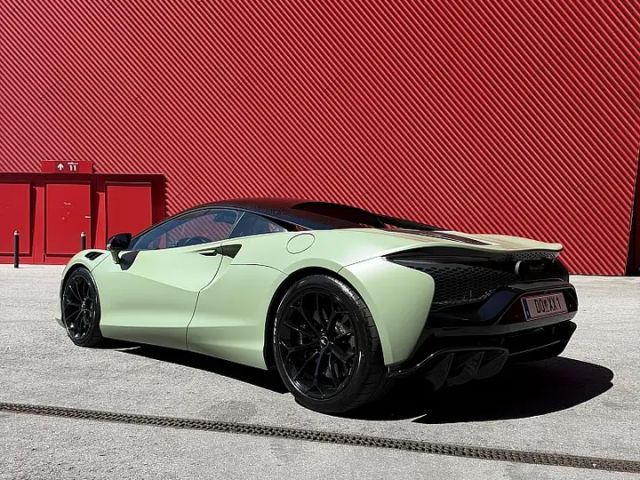 McLaren Artura Mc Laren Artura Coupe MSO Lackierung