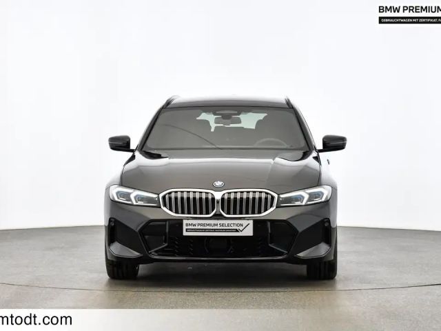 BMW 330 330e M-Sport xDrive