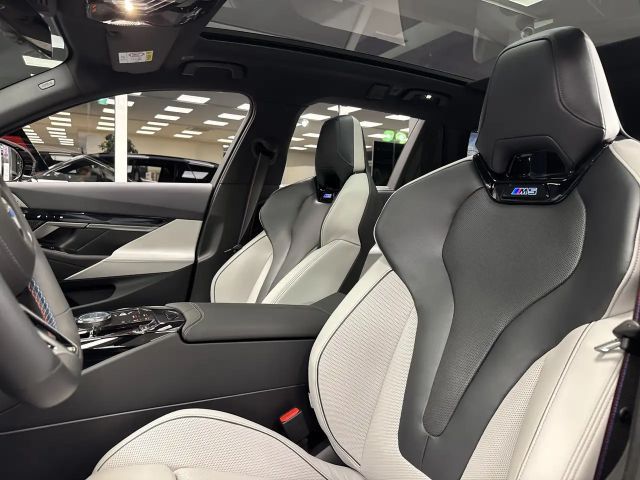 BMW M5 Touring  0,5% DAB LED Pano.Dach RFK