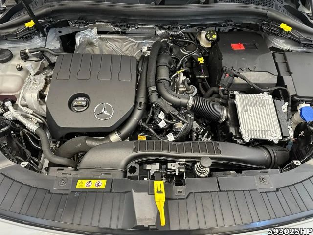 Mercedes-Benz GLA 200 AMG Line