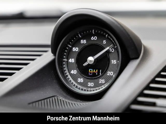 Porsche 992 Carrera Coupé GTS