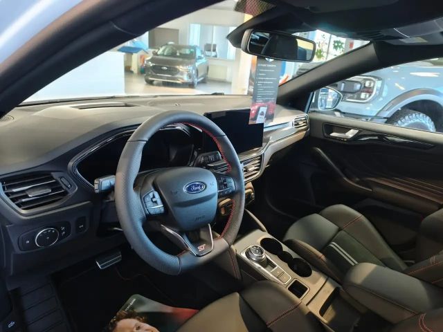 Ford Focus ST Line Wagon