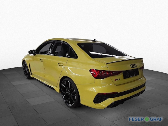 Audi RS3 Quattro S-Tronic Sedan