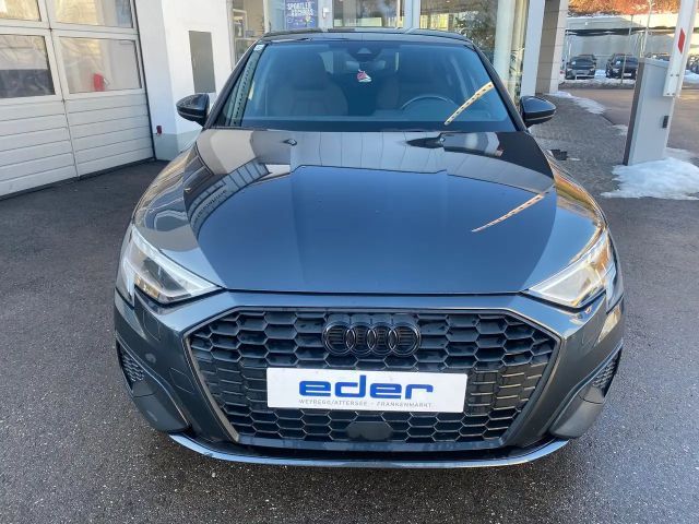 Audi A3 30 TFSI Sedan