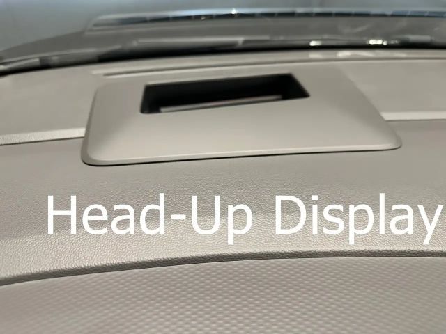 Volkswagen Multivan Lang Style T7