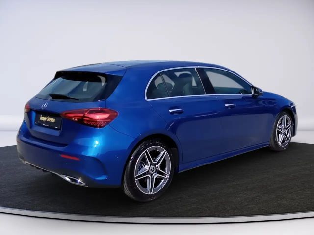 Mercedes-Benz A 180 AMG Line Hatchback