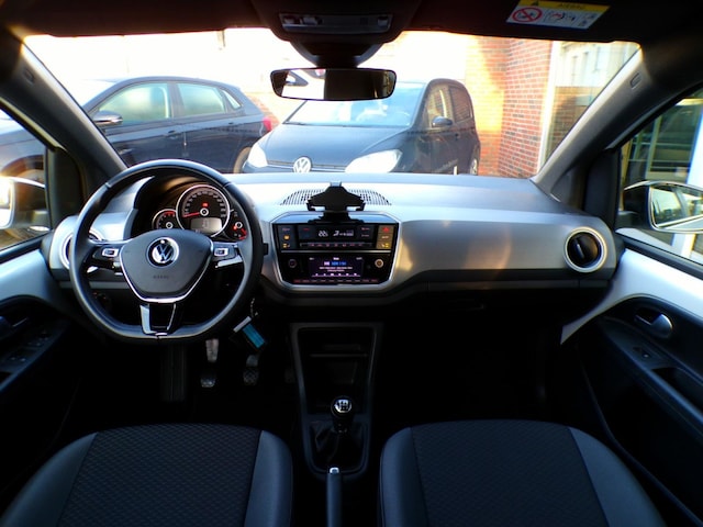 Volkswagen up! 1.0 MPI Active