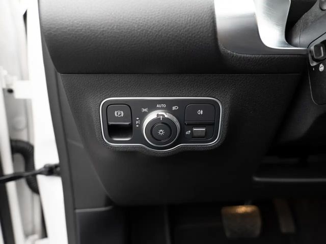 Mercedes-Benz EQB 300 4MATIC Progressive