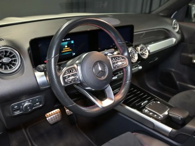 Mercedes-Benz GLB 200 AMG Line