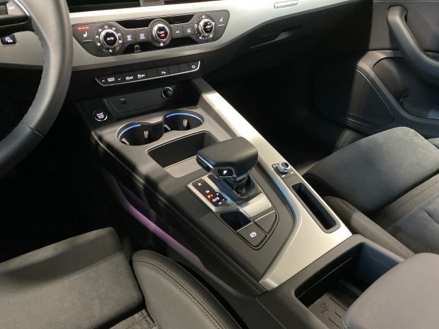 Audi A4 45 TFSI Avant Quattro S-Line S-Tronic