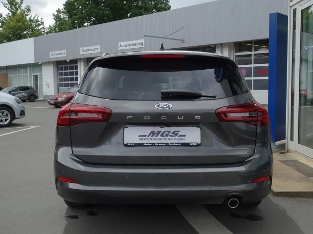 Ford Focus Titanium Wagon