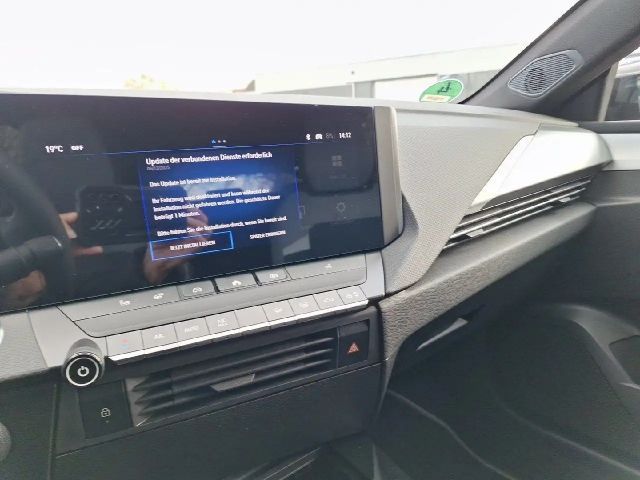 Opel Astra 1.2 Turbo Edition Sports Tourer