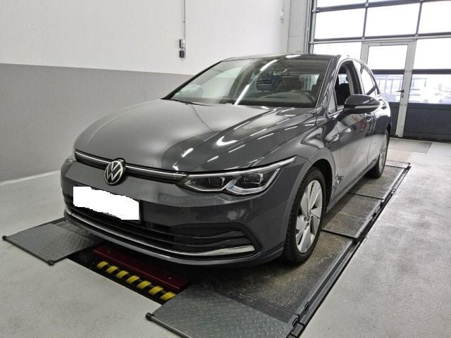 Volkswagen Golf 1.5 eTSI DSG Golf VIII