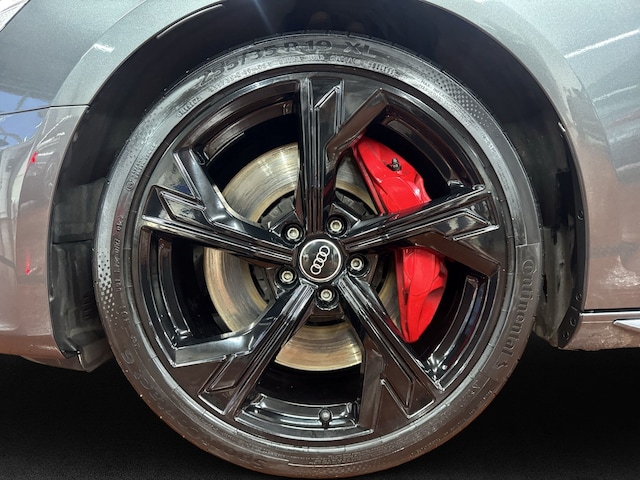 Audi S4 Avant Quattro