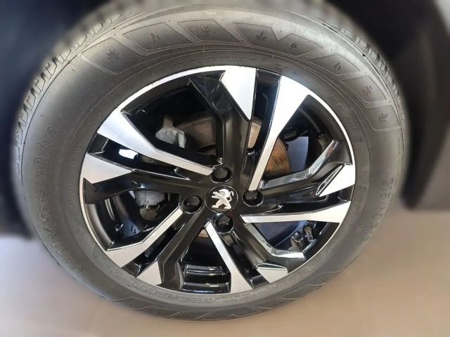 Peugeot 2008 Allure Pack PureTech