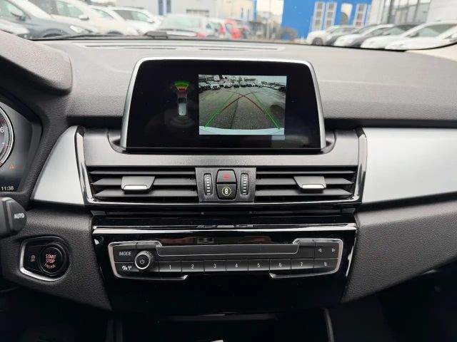 BMW 218 Advantage pakket