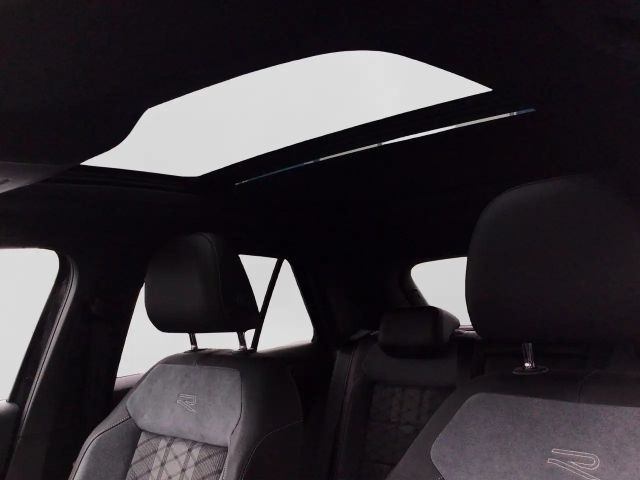 Volkswagen T-Roc 1.5 TSI DSG R-Line