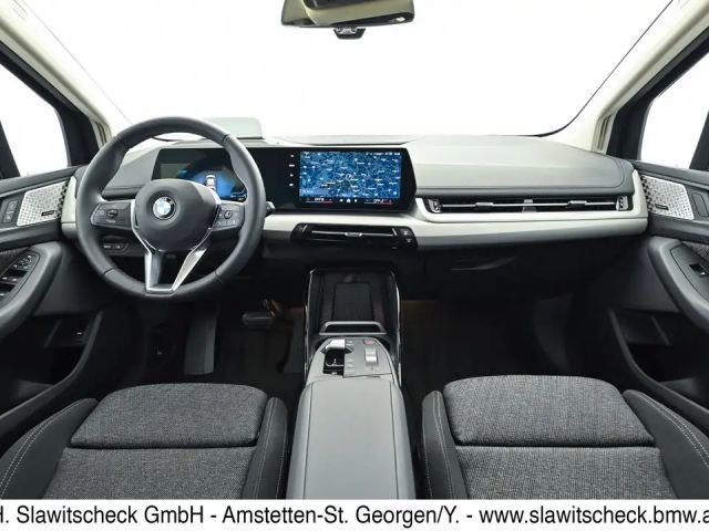 BMW 218 218d Active Tourer Sedan