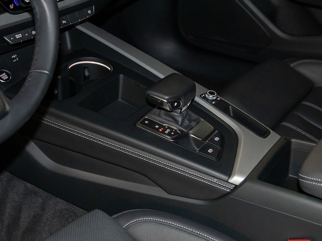 Audi A4 40 TFSI Avant Quattro S-Line S-Tronic