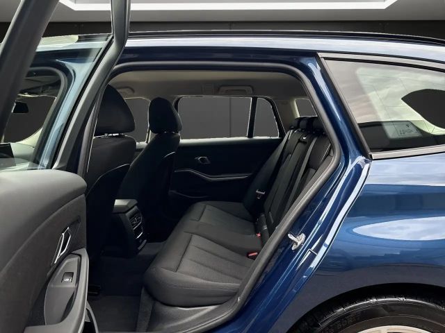 BMW 318 318i Touring