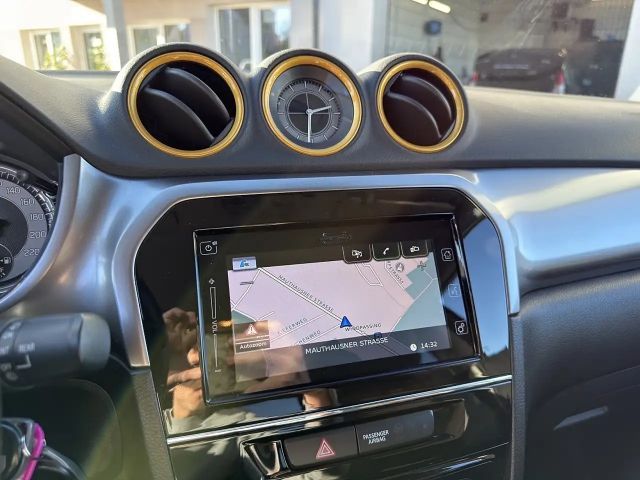 Suzuki Vitara GL Hybrid Shine